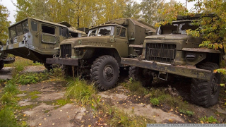 Illustration for article titled Excellent pictures of abandoned Russian military vehicles found in the woods